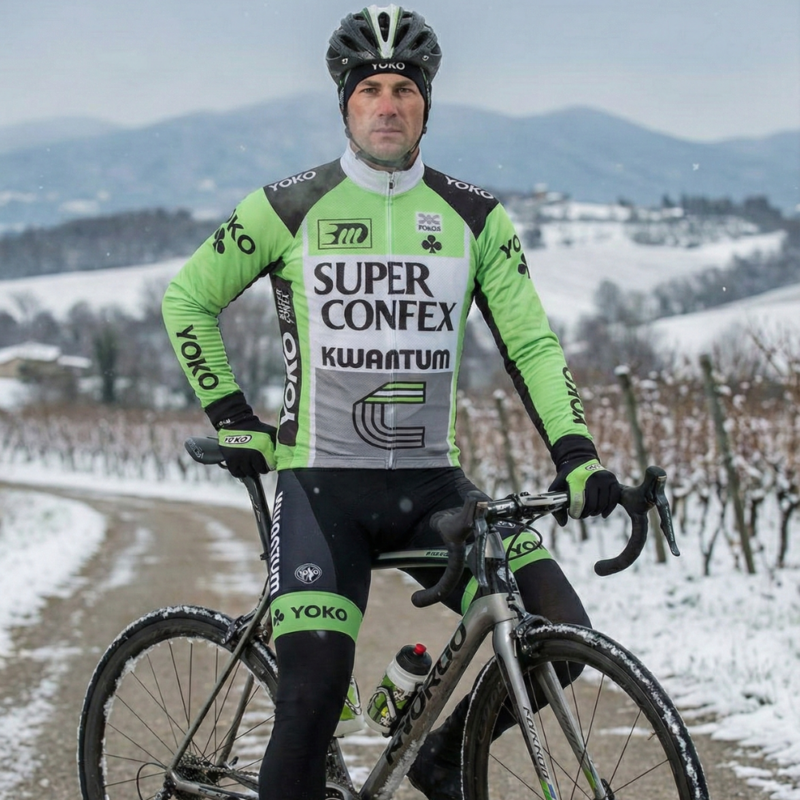 Maillot Hiver Vintage SUPER CONFEX sur un cycliste