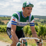 Maillot Vintage LA REDOUTE MOTOBECANE sur un cycliste