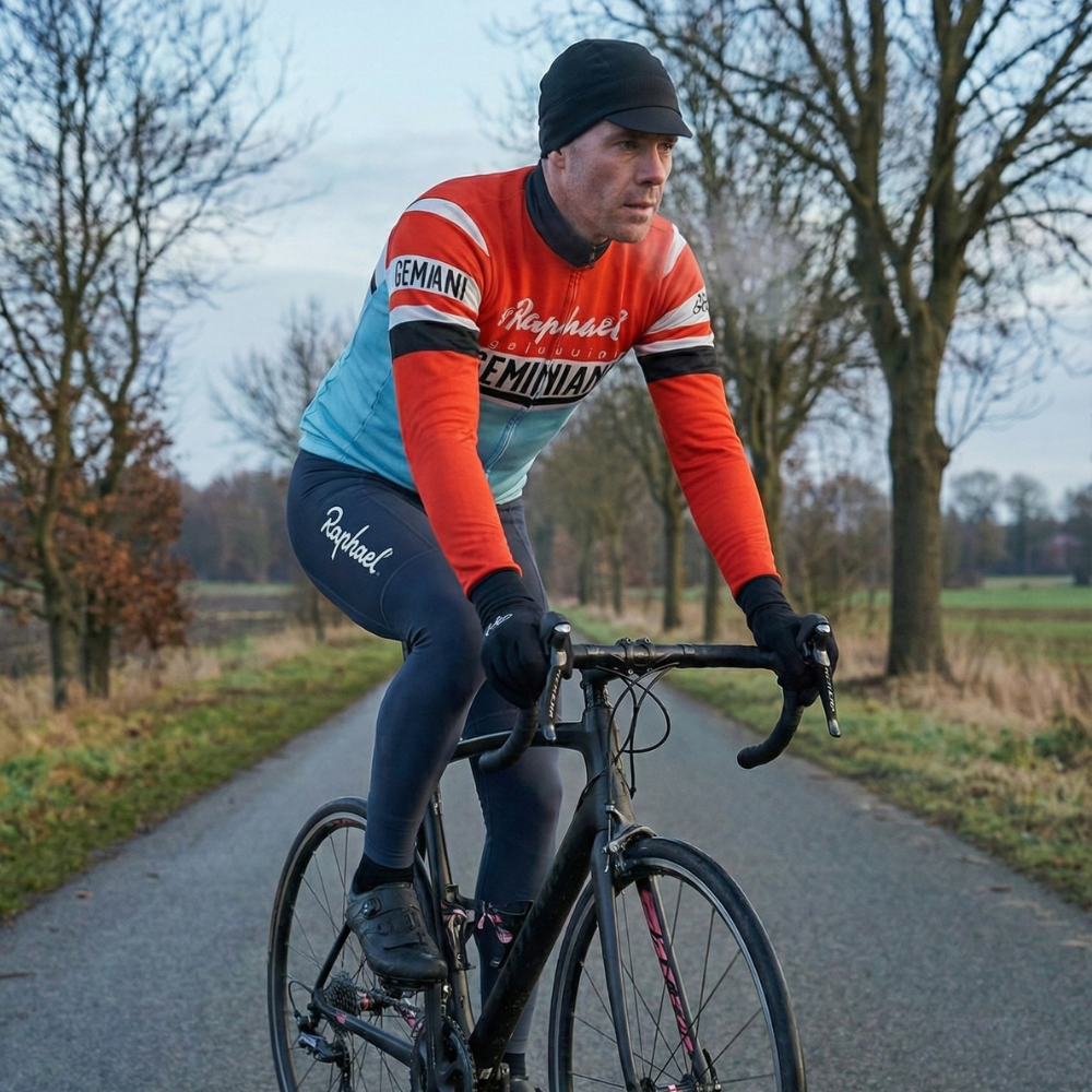 Winter-Outfit Vintage SAINT RAPHAEL GEMINIANI auf einem Radfahrer