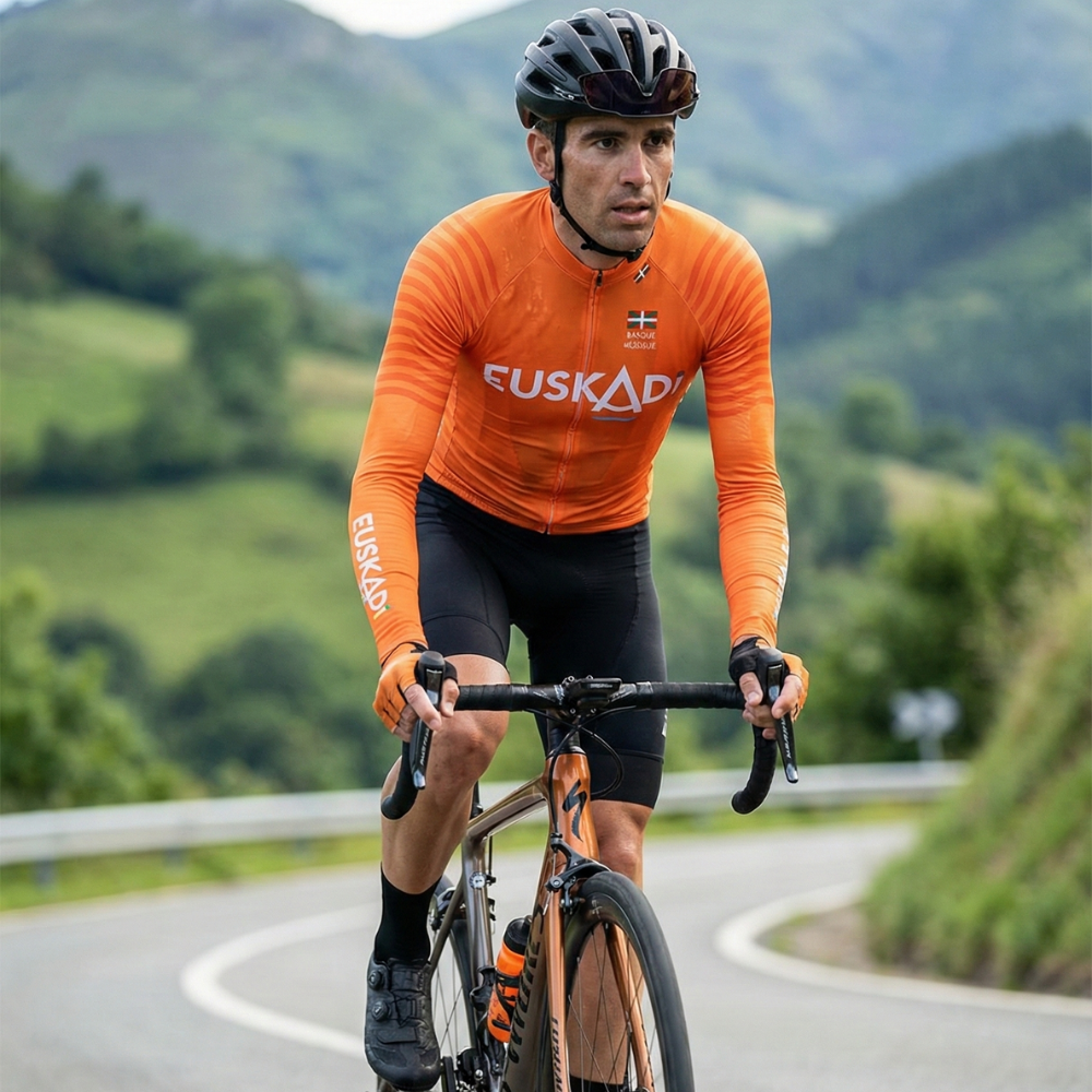 Vintage zomer fietsshirt EUSKADI op een wielrenner